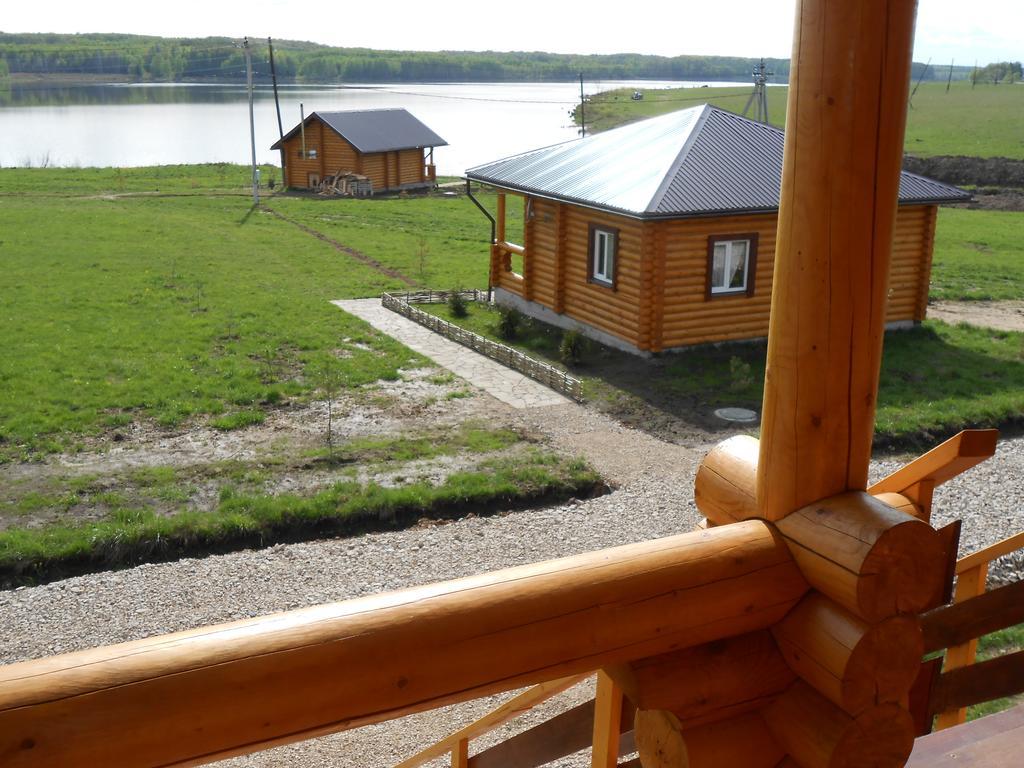 Baza Otdykha Osetrovo Hotel Burakovo  Zewnętrze zdjęcie